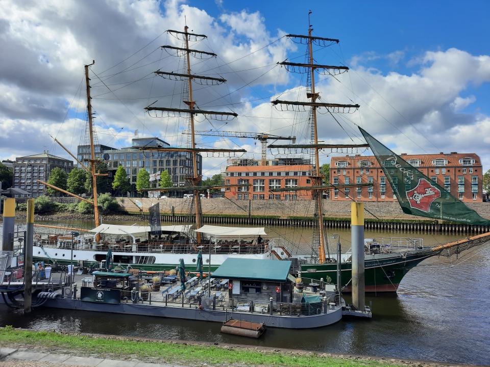 Liegeplatz der Alexander von Humboldt an der Schlachte in Bremen