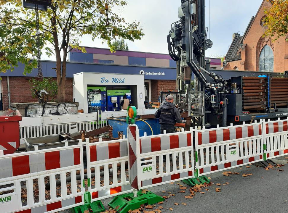 Beginn der Probebohrung im Pilotprojekt