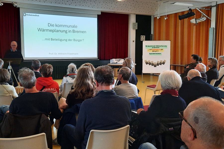 Vortragsreihe "Runter vom Gas" - Vortrag von Will Friedmann am 25.05.2025. Foto ErdwärmeDich: Andreas Kisters